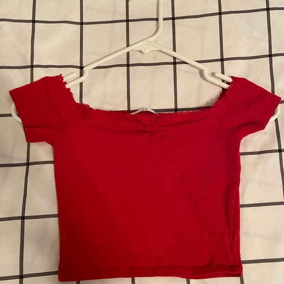 Stylish Red Off-Shoulder Crop Top - Picture 1 of 3